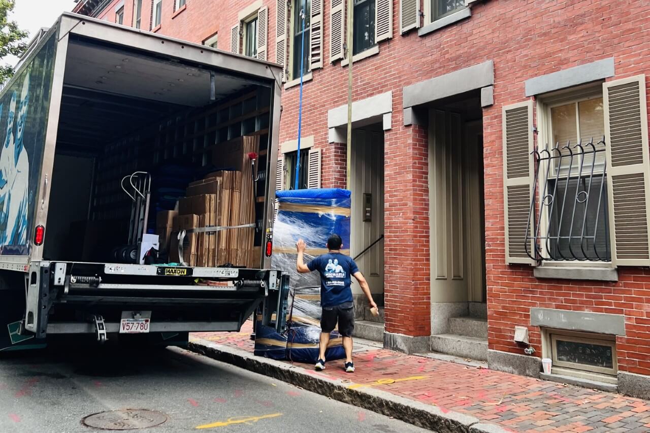 Beverly MA Apartment Movers